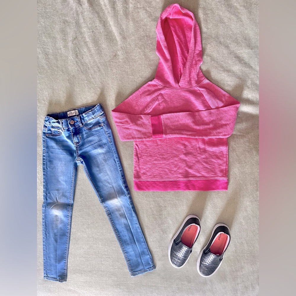 Jordache Girls’ Blue Jeans | Size 8 Girls | Stretchy & Easy!